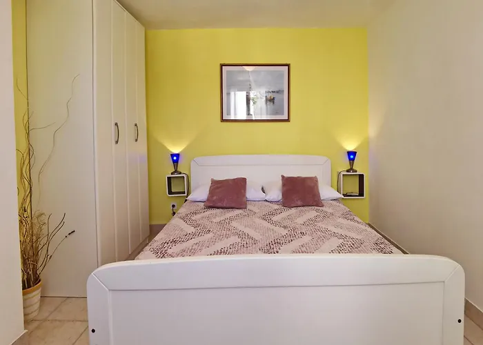 Apartamento By The Sea Silo, Krk - 18755 Šilo